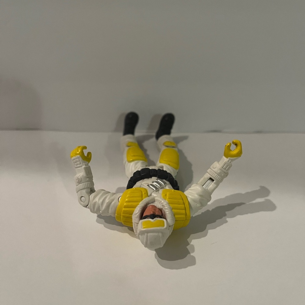 GI Joe Action Figure Commando - Code Name: Frostbite - Picture 5 of 5